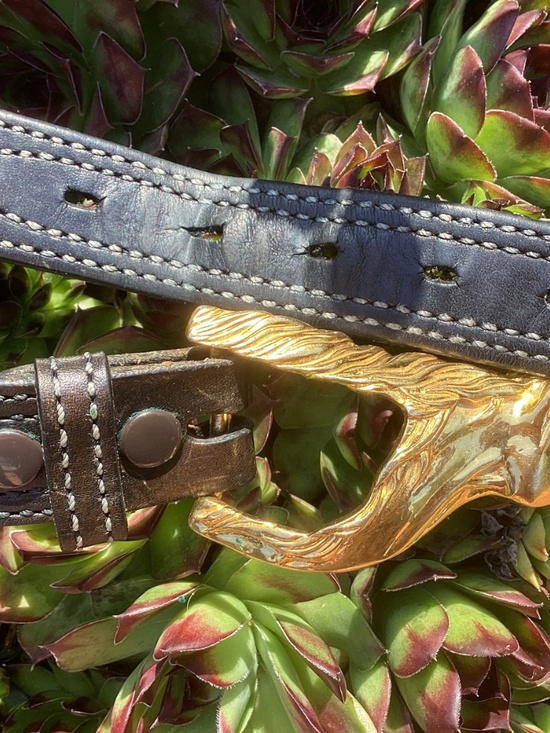 Vintage Artisan Gold Tone Slip Through Expressive Horse Head Belt Buckle Belt main image 6